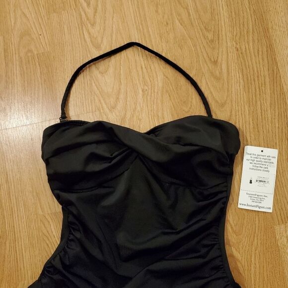 Instantfigure Compression Skirted One-Piece- NEW - Picture 4 of 16